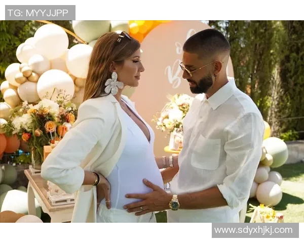 当红AV女星与国际足球明星携手步入婚姻殿堂引发热议