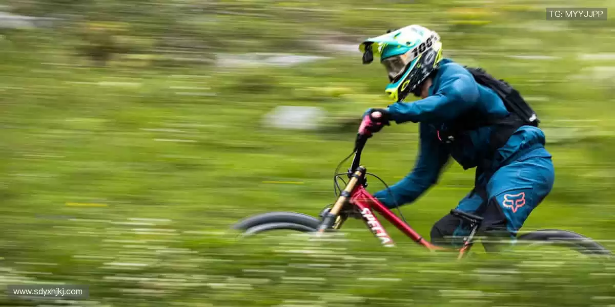 🎁 限量版周边,用细节诠释你对体育的极致热爱!🎲